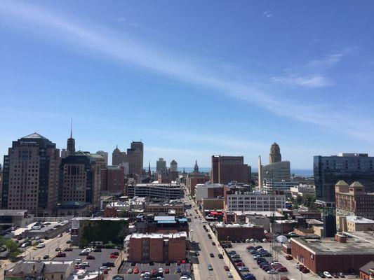 Leslie Bardak - Hunt Real Estate