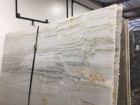 Beautiful Nuage quartzite