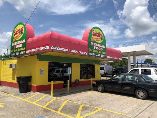 Exterior. It's the old Kimball's Creamery location.