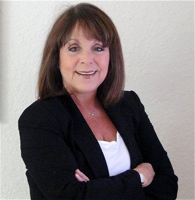 Ellynn Levin -The Keyes Company