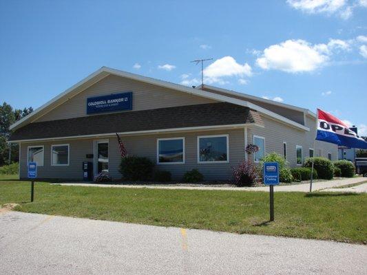 Gary Gibson - Coldwell Banker Woodland-Schmidt