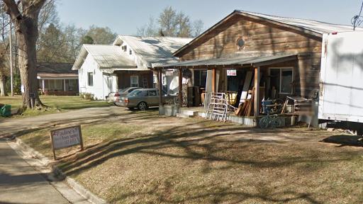 U-Haul Neighborhood Dealer