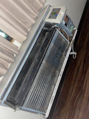 Vent covered in dust and never seemed to be clean, can't imagine the sheets are cleaned either