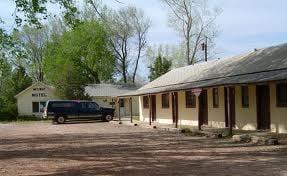 Midway Motel, Ekalaka