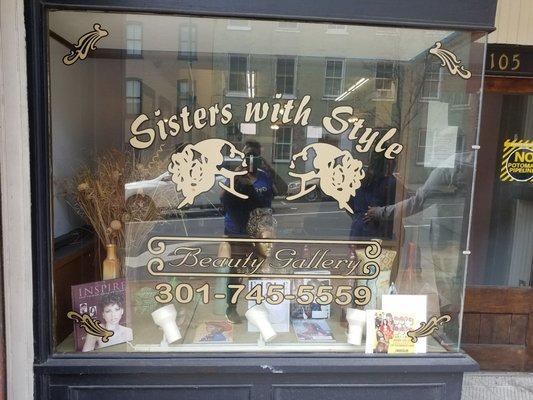 Sisters with Style Beauty Gallery