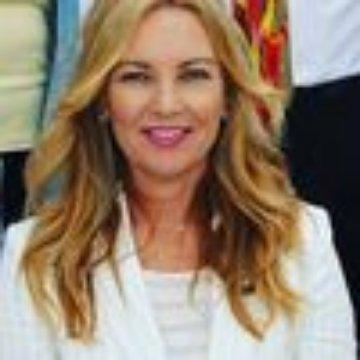 Photo of Linda L.
