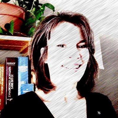 Photo of Linda L.