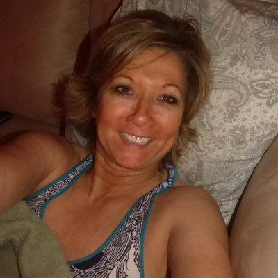 Photo of Lisa J.
