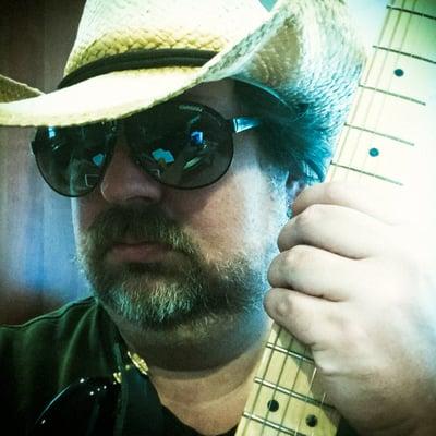 Photo of Darrin R.
