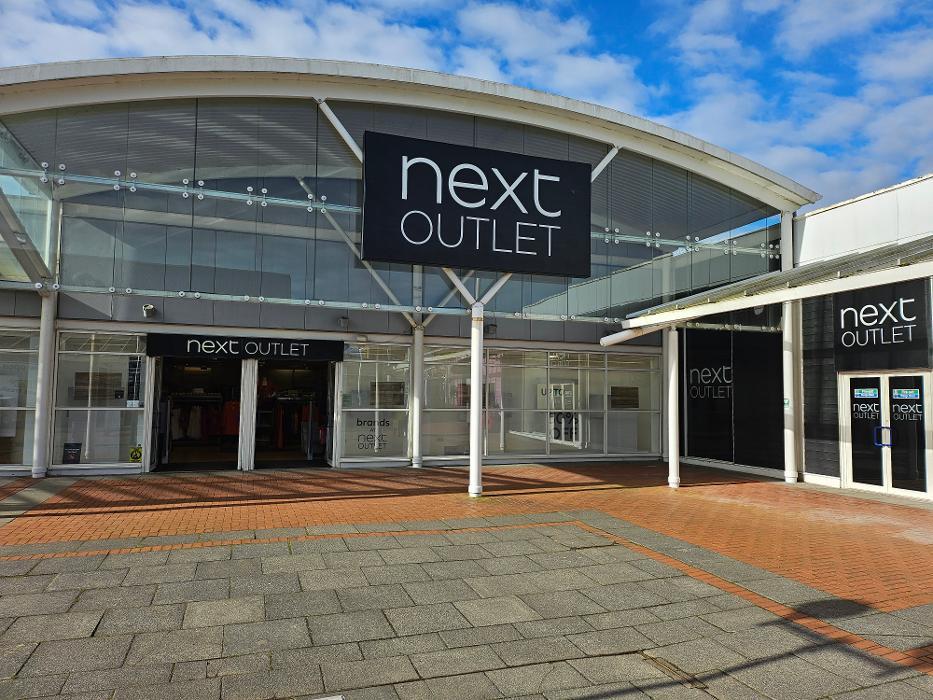 Next Outlet