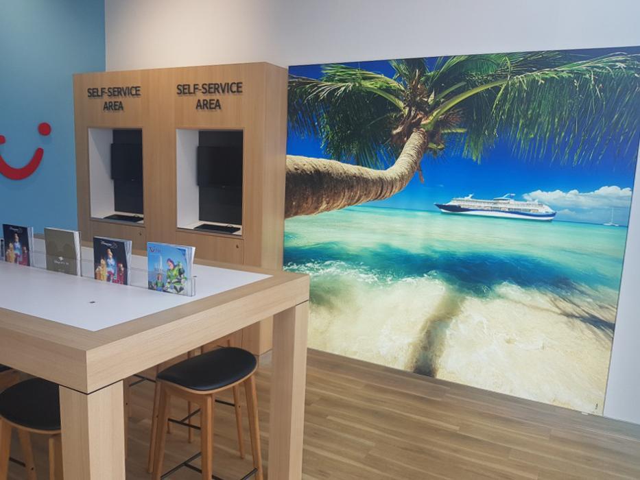 TUI Holiday Store