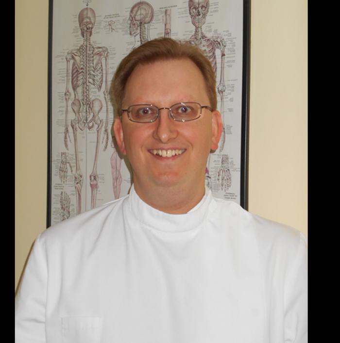 Stephen Hipkiss - Registered Osteopath