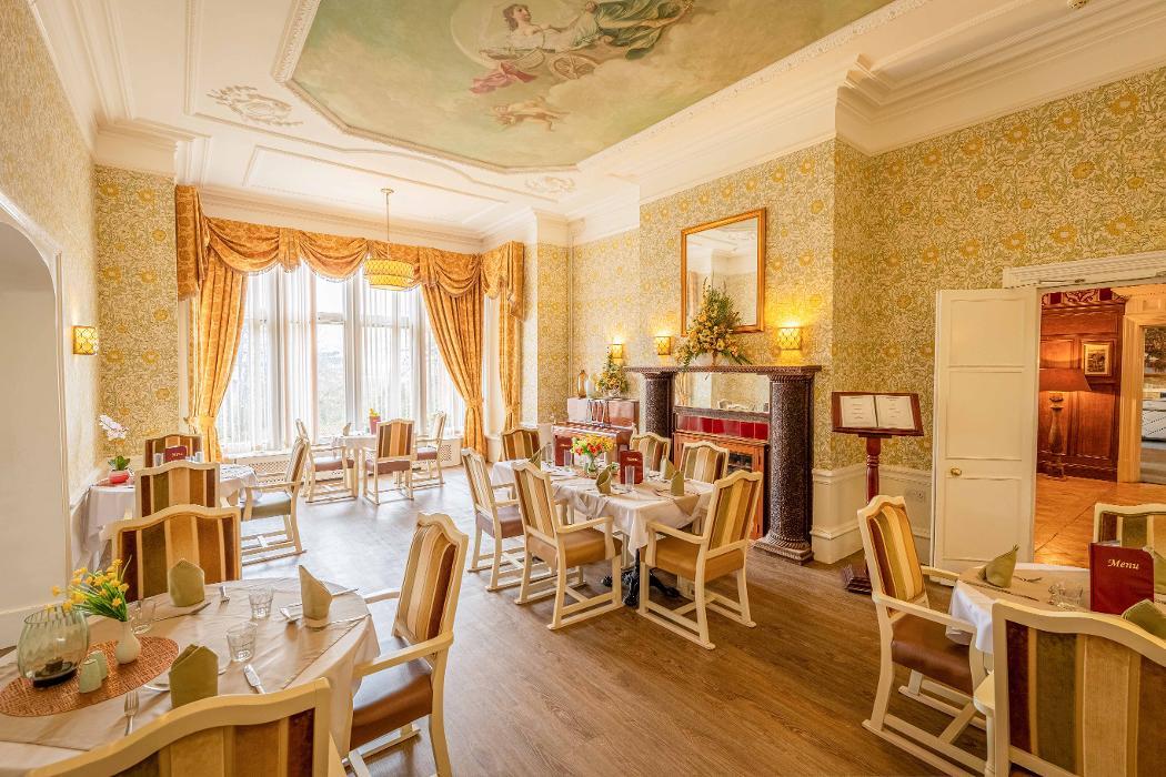 Oaken Holt Nursing and Residential Home