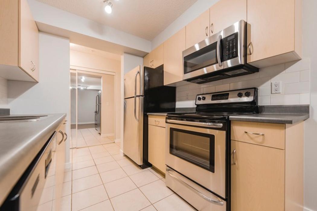 Mayfair Village South