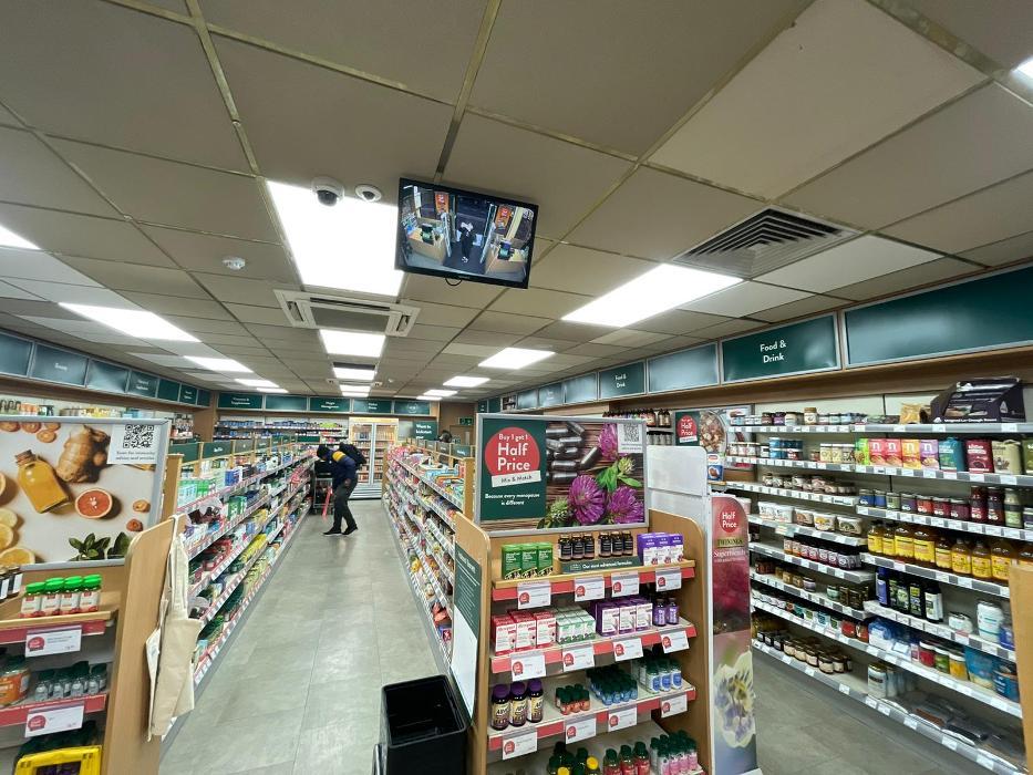 Holland & Barrett - Glasgow Queen Street