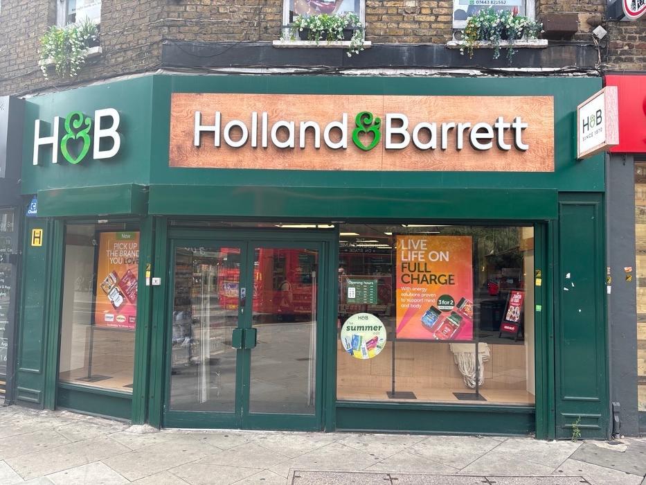 Holland & Barrett - Wood Green 2