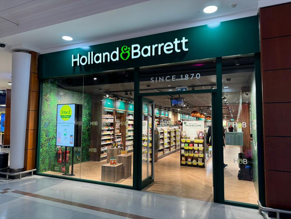 Holland & Barrett - Belfast Forestside