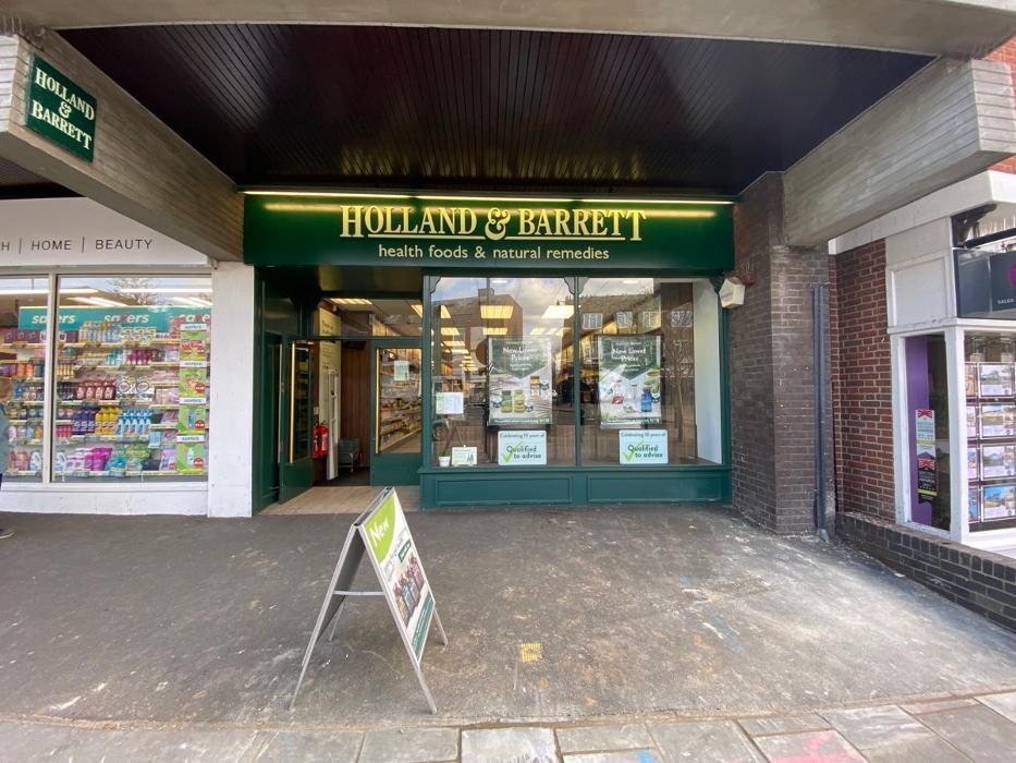 Holland & Barrett - Rayleigh