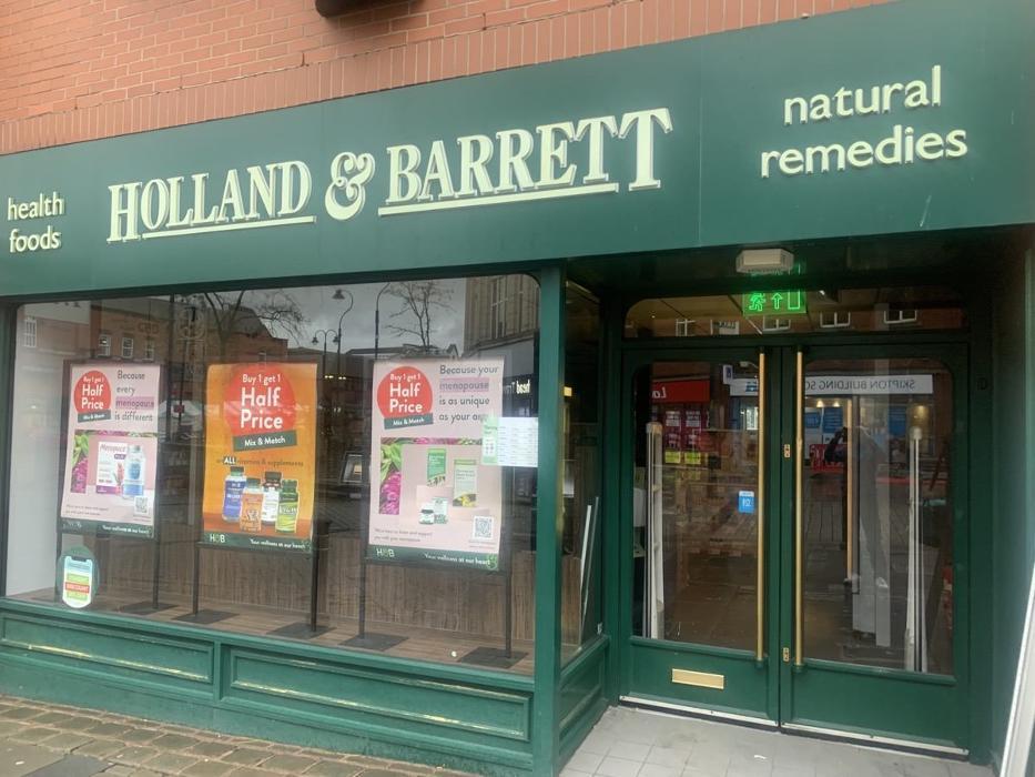 Holland & Barrett - Oldham
