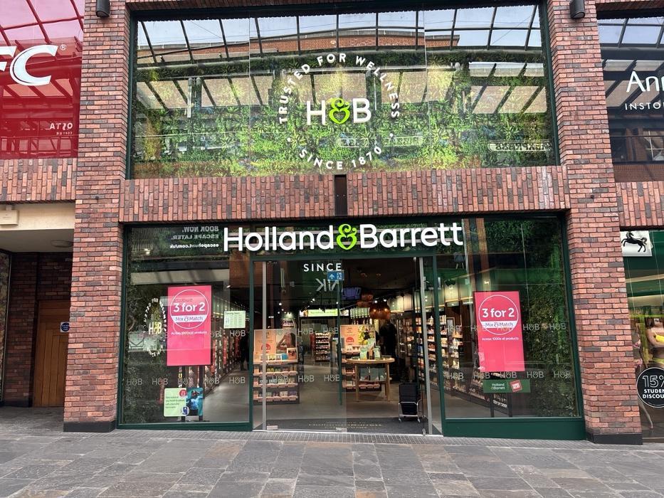 Holland & Barrett - Bristol Cabot Circus