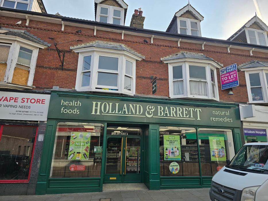 Holland & Barrett - Sheerness