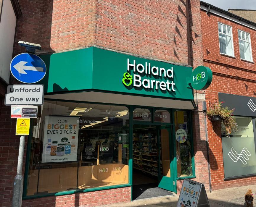 Holland & Barrett - Bangor