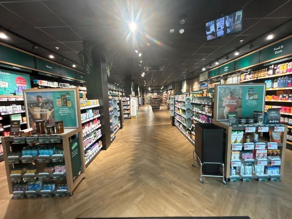 Holland & Barrett - Stockport