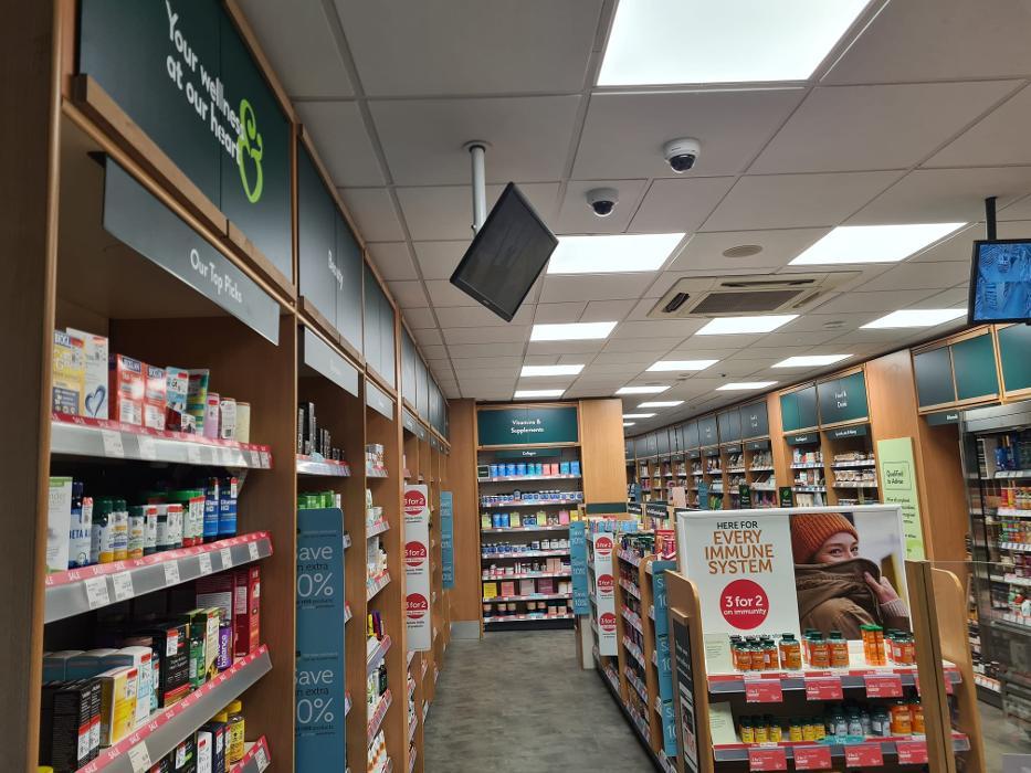 Holland & Barrett - Shandwick Place