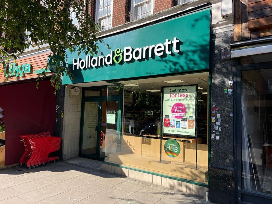 Holland & Barrett - Golders Green