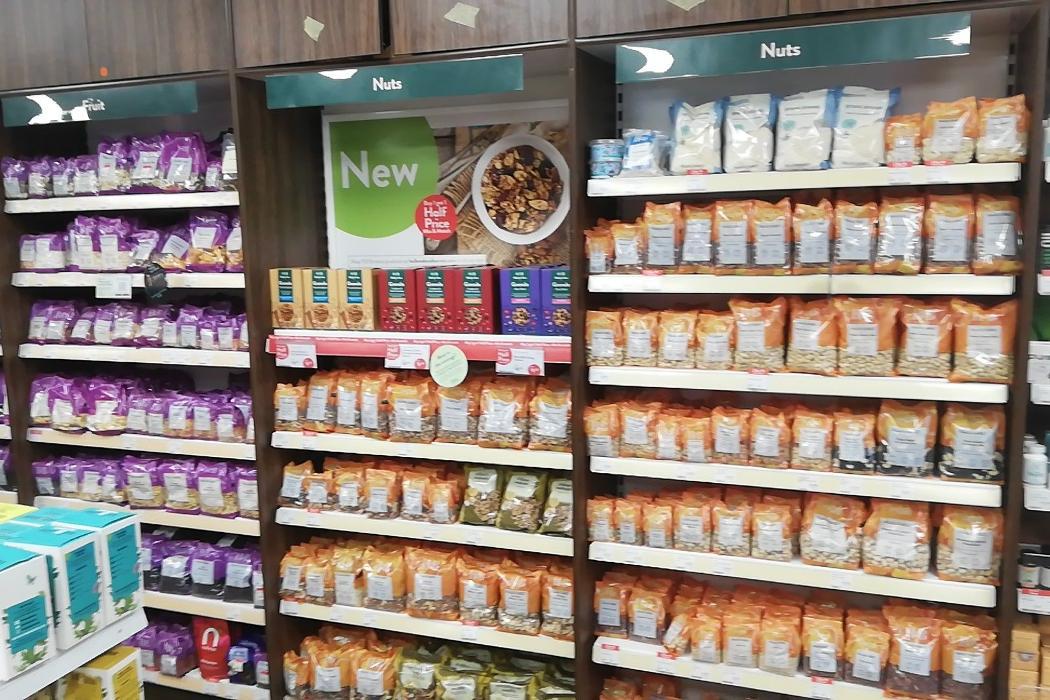 Holland & Barrett - Ilford