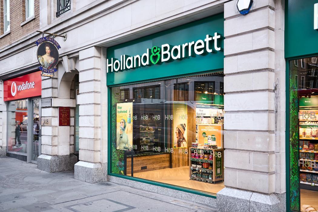 Holland & Barrett - Strand