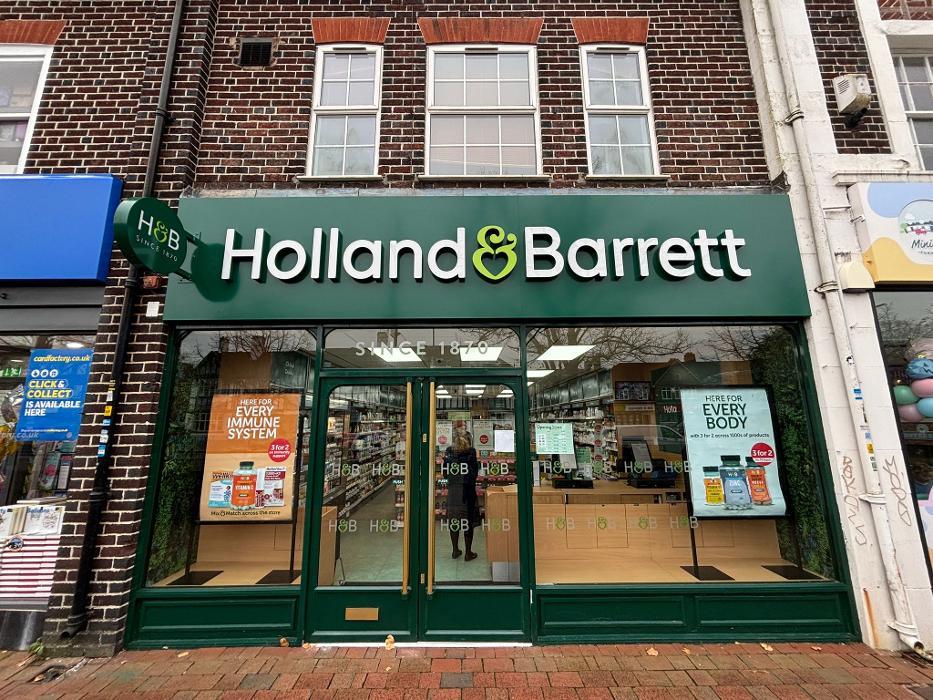 Holland & Barrett - Shirley