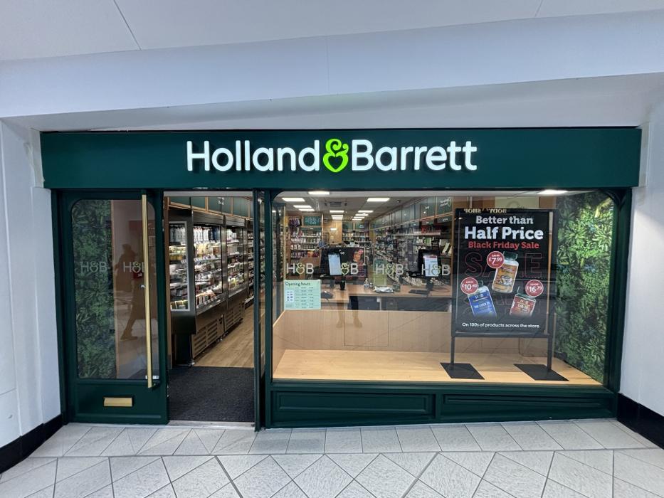 Holland & Barrett - Horsham