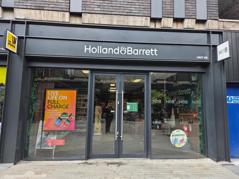 Holland & Barrett - Sale