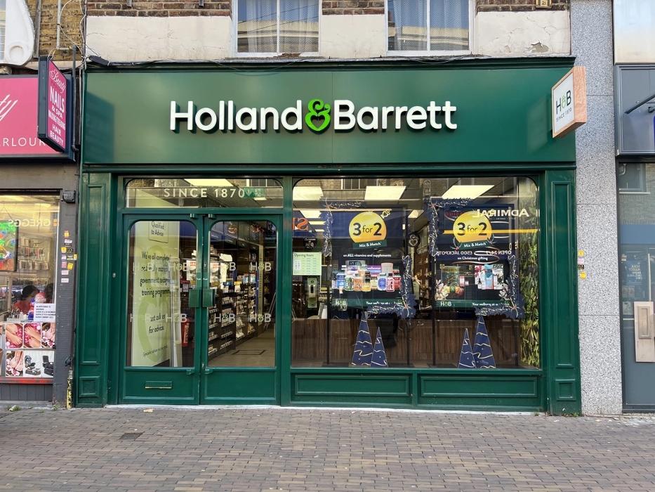 Holland & Barrett - Hackney