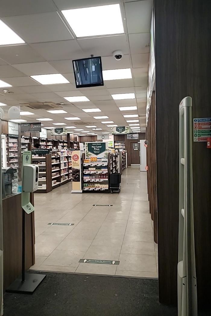 Holland & Barrett - Cheapside