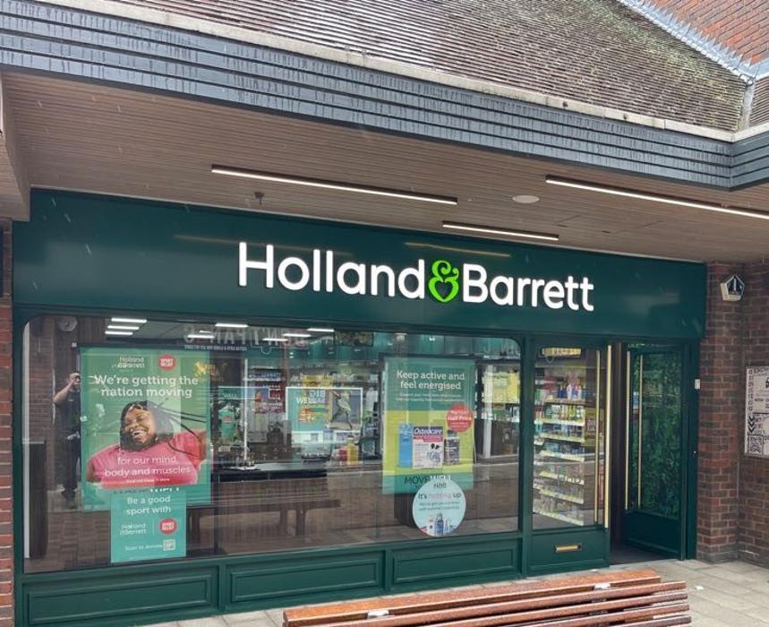 Holland & Barrett - Gravesend