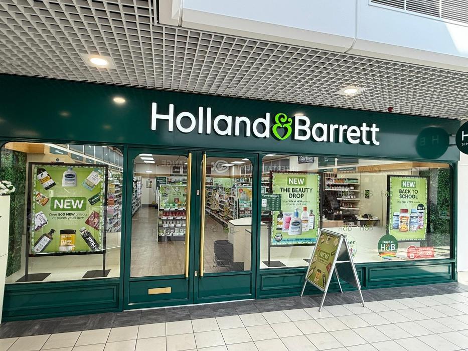 Holland & Barrett - Dunfermline