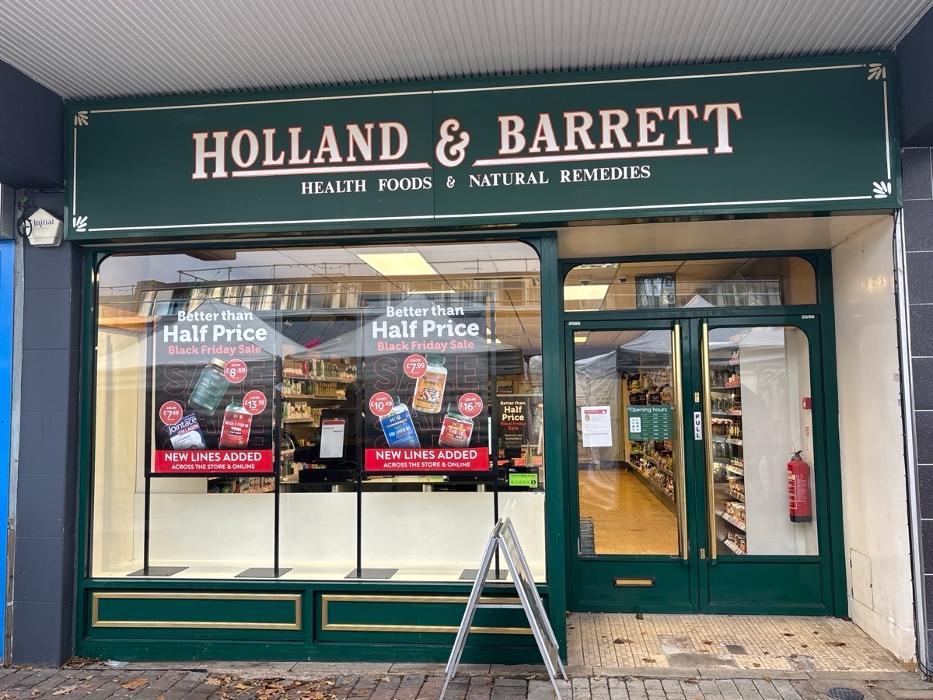 Holland & Barrett - Swanley