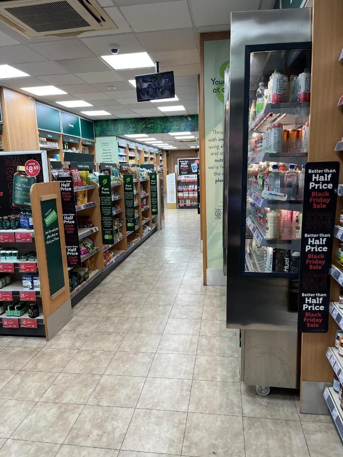 Holland & Barrett - Cardiff Roath