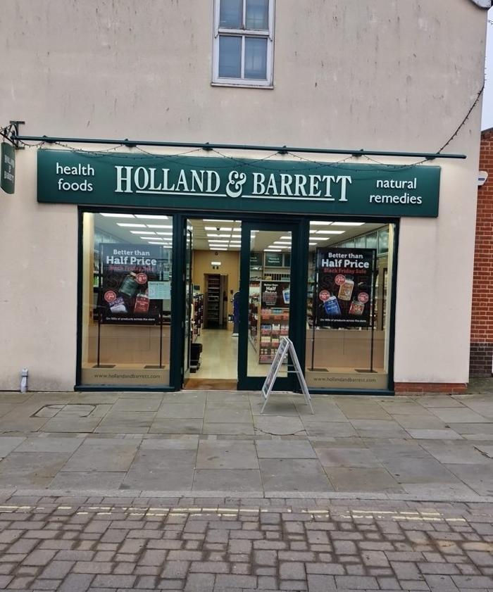 Holland & Barrett - Beccles