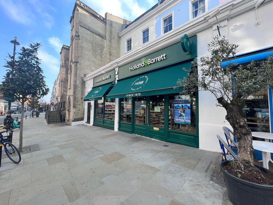 Holland & Barrett - Queensway
