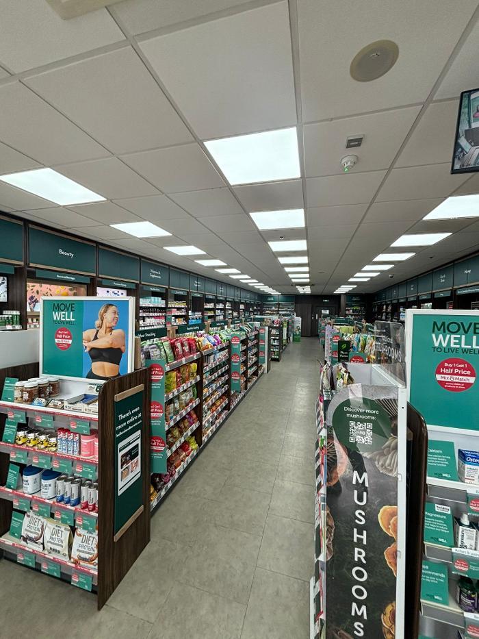 Holland & Barrett - Streatham