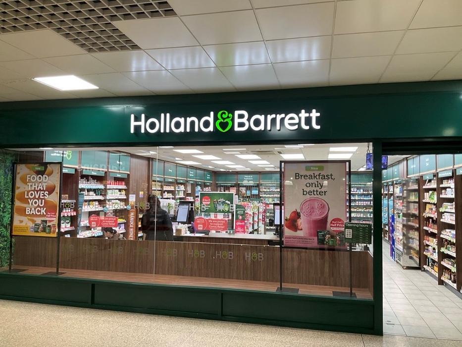 Holland & Barrett - Belle Vale