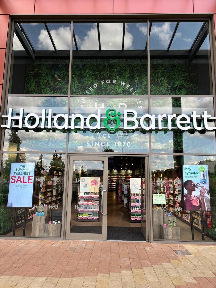 Holland & Barrett - Rushden Lakes