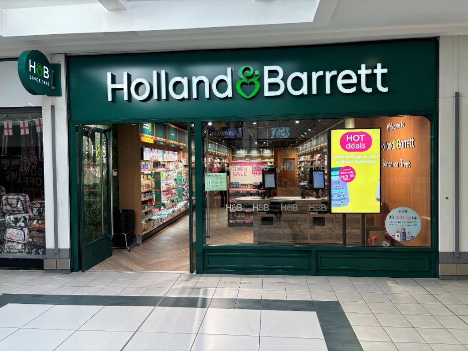 Holland & Barrett - Burton On Trent