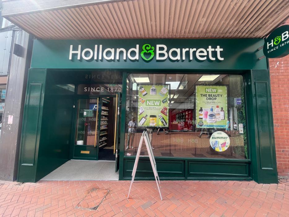 Holland & Barrett - Wrexham