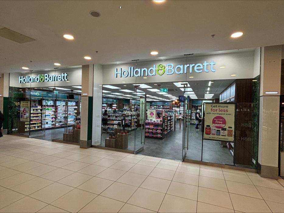 Holland & Barrett - Blackburn