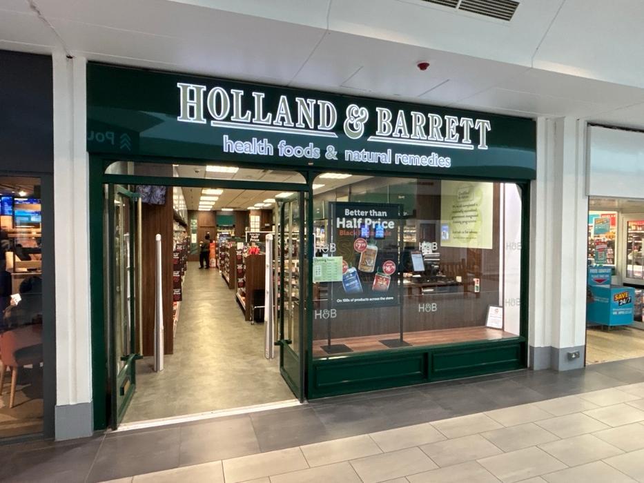 Holland & Barrett - Halesowen