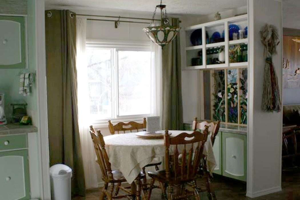 Yellow House Bed & Breakfast